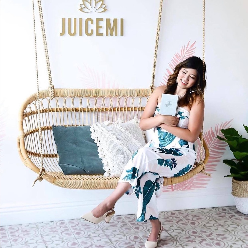 [LIKE 🆕] Tropical Jumpsuit - Picture 3 of 3